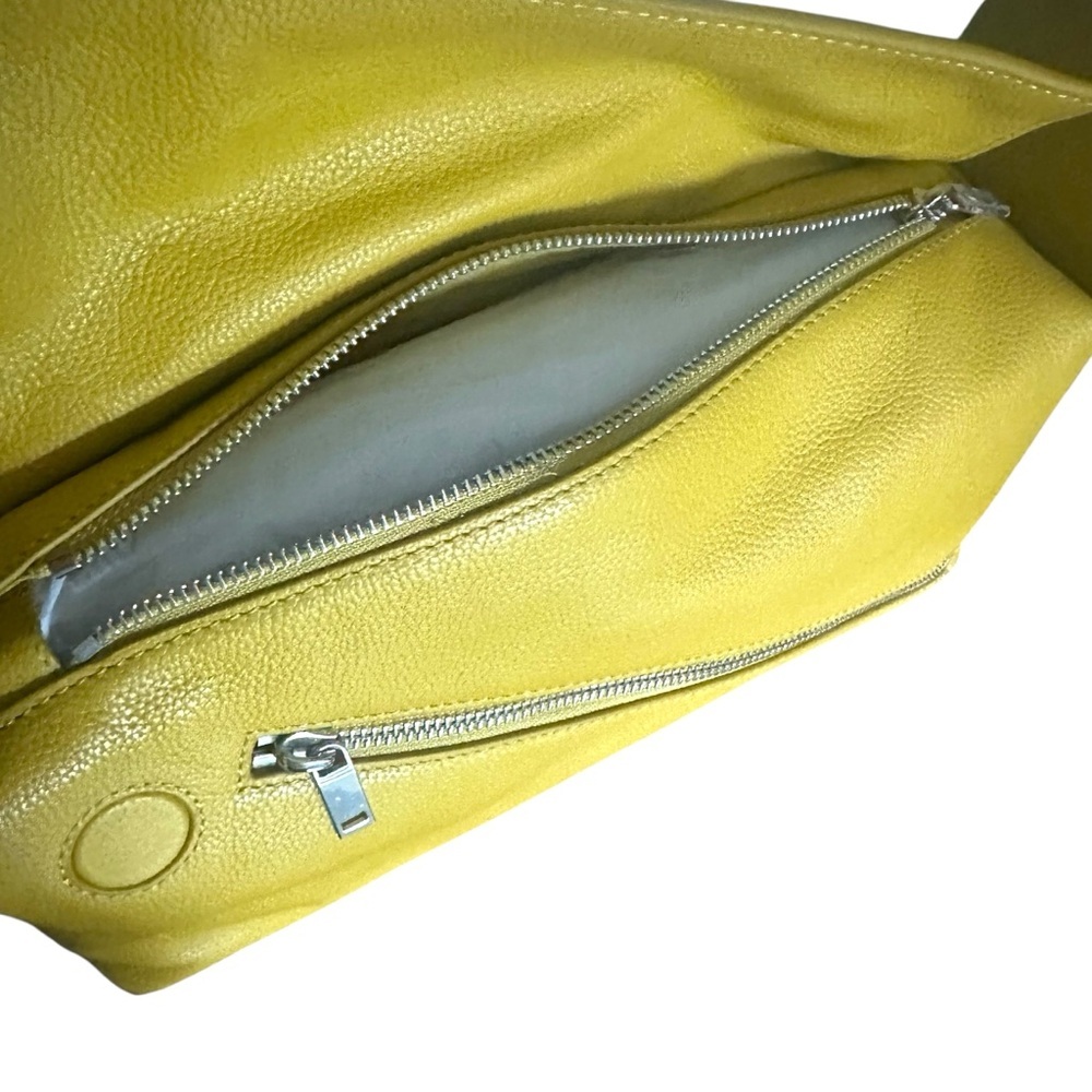 NWT Walter Baker Mustard Yellow Shoulder Bag - Picture 5 of 5